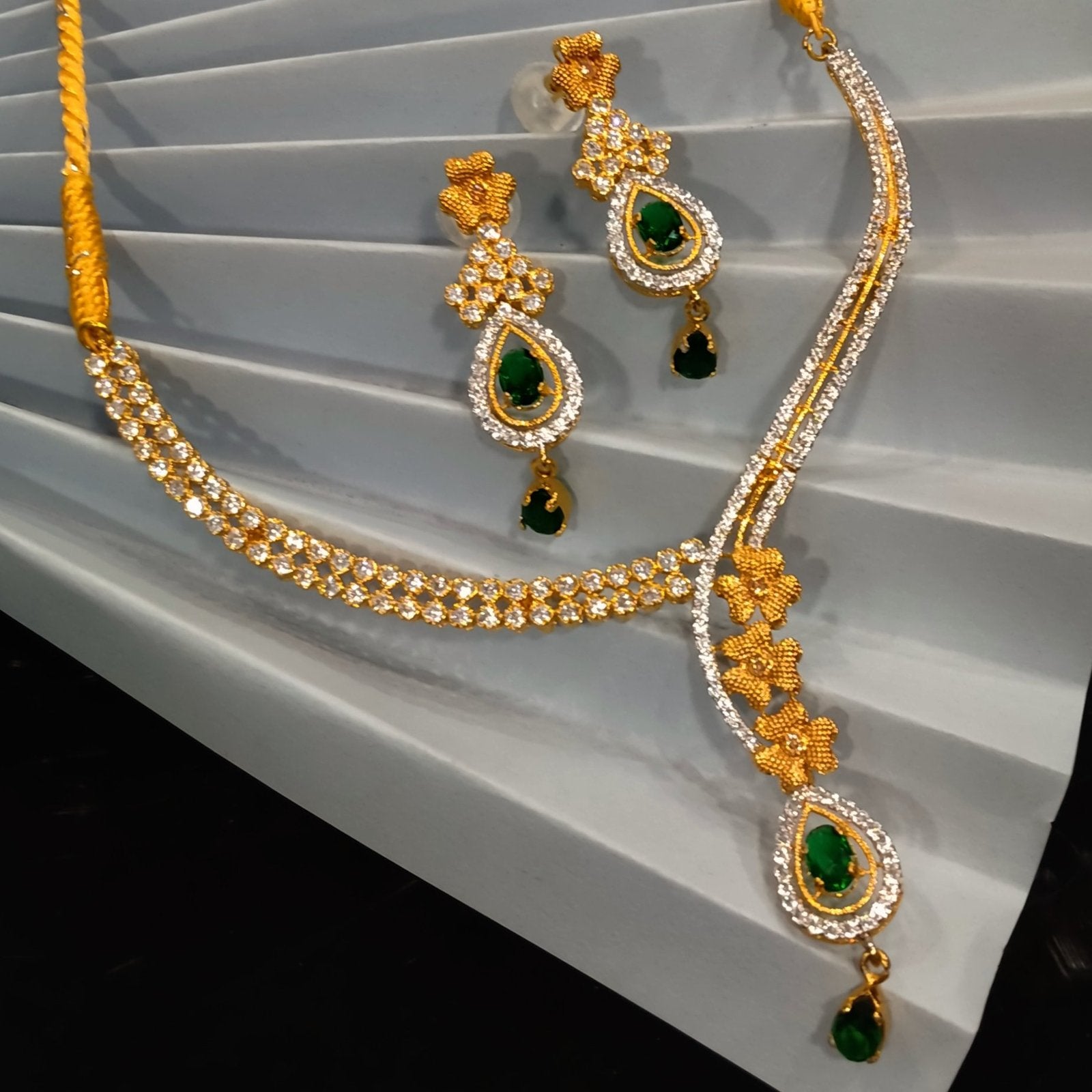 Graceful Necklace Set - Image 3