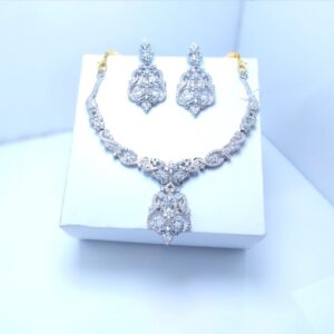 Silver necklace set with zircons and silver plated