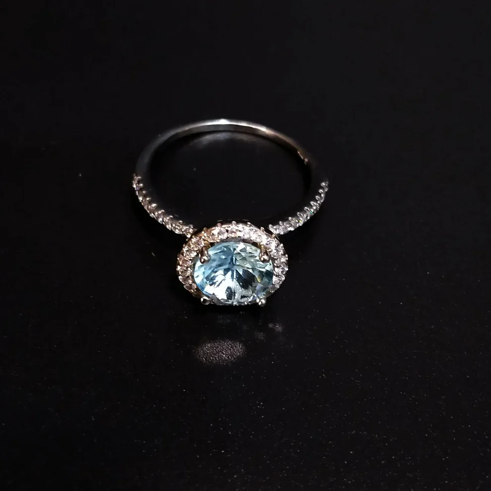 925 Silver Premium Quality Zircons Ring with Aqua marine