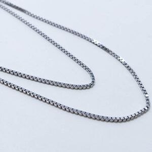 (Simple Box) Chain Premium Quality Rhodium plated. (925 Silver)