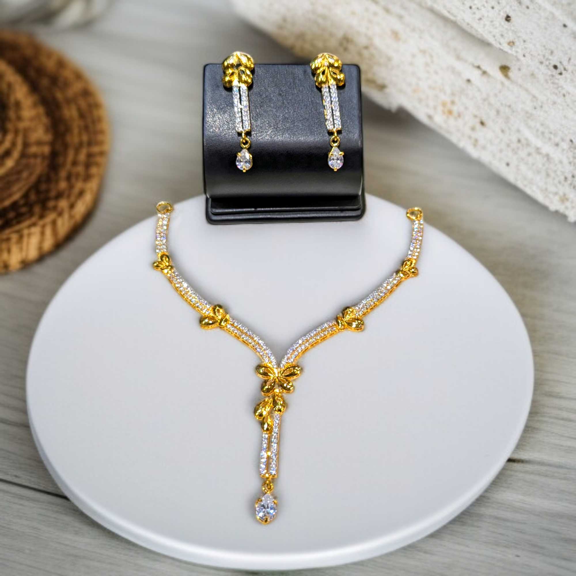 Opulent Zircon Necklace Set