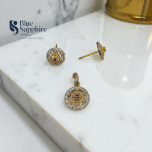 Elegant Round Pendant Set