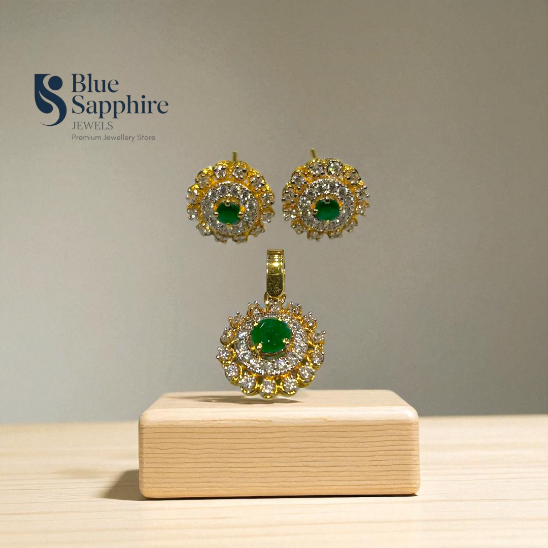 Emerald Radiance Pendant Set